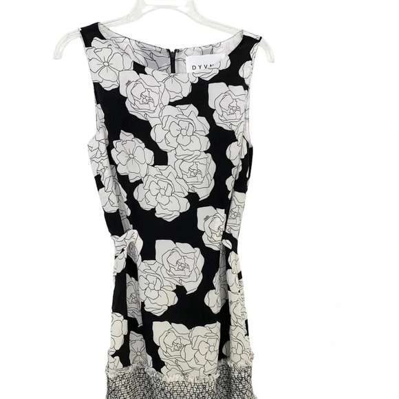 DYVNA Silk Chacha Ruffle Floral Belted Dress Size 4 NWT - Picture 8 of 12